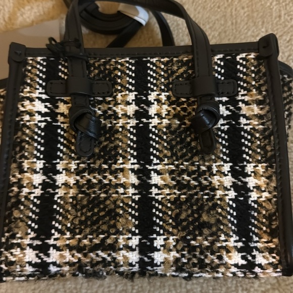 NWT Gianni Chiarini tweed small tote in black/tan, detachable adjustable strap - Picture 7 of 10